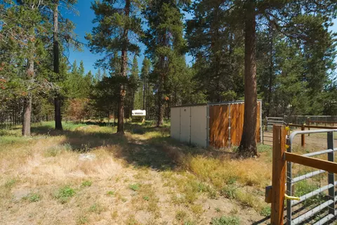 52276 Lechner Ln, La Pine, OR 97739 photo 56
