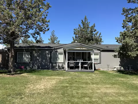 2918 SE Teresa Dr, Madras, OR 97741
