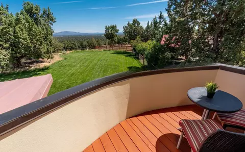 Exterior - 23555 Rickard Rd, Bend, OR 97702 photo 6 of 10