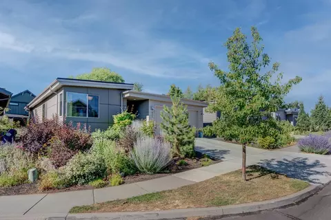 63149 Iner Loop, Bend, OR 97701