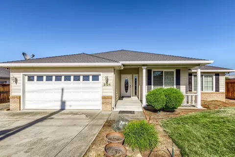 2124 Springbrook Rd, Medford, OR 97504