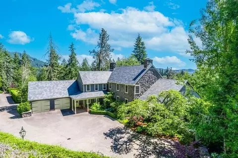 771 W 52nd Ave, Eugene, OR 97405 photo 1