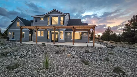 62806 Montara Dr, Bend, OR 97701 photo 13