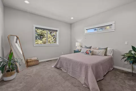 63138 Pikes Ct, Bend, OR 97701 photo 17