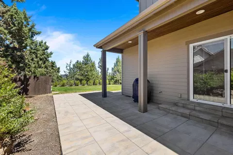 63138 Pikes Ct, Bend, OR 97701 photo 16
