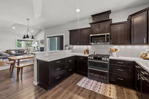63138 Pikes Ct, Bend, OR 97701 photo 9
