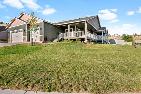 2845 Glacier Dr, Klamath Falls, OR 97603