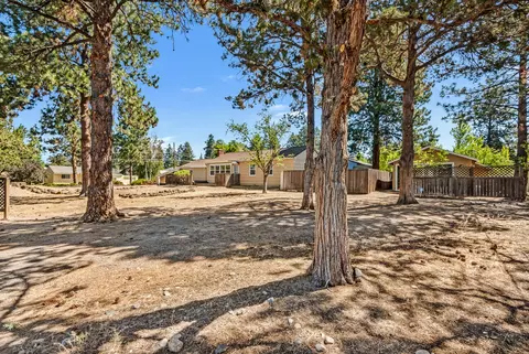 719 NE Penn Ave, Bend, OR 97701 photo 31