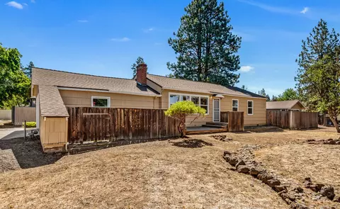 719 NE Penn Ave, Bend, OR 97701 photo 2