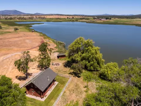 11677 SW Houston Lake Rd #N/A, Powell Butte, OR 97753