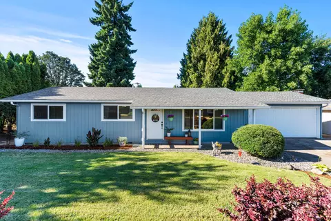 178 NW Denton Ave, Dallas, OR 97338