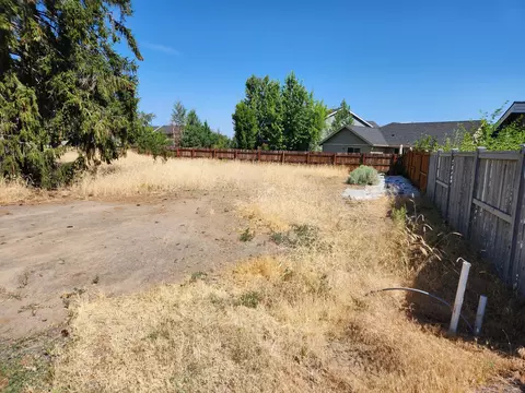 62009 Dantili Rd, Bend, OR 97701 photo 4