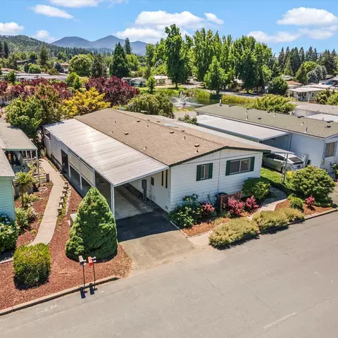 159 Waverly Dr #5, Grants Pass, OR 97526
