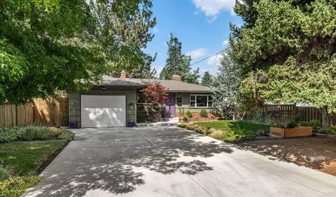 643 NE 10th St, Bend, OR 97701