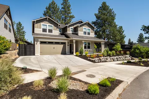 1962 NW Shevlin Crest Dr, Bend, OR 97703