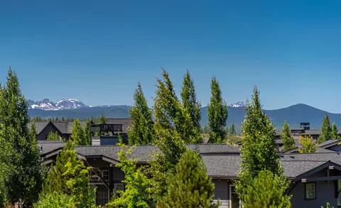 61282 Meeks Trl, Bend, OR 97702 photo 2
