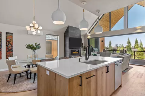 61282 Meeks Trl, Bend, OR 97702 photo 11