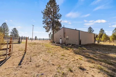 1675 Bronco Ln, Chiloquin, OR 97624 photo 16