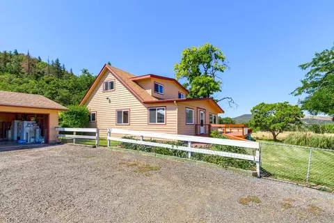 3280 E Antelope Rd, Eagle Point, OR 97524 photo 11