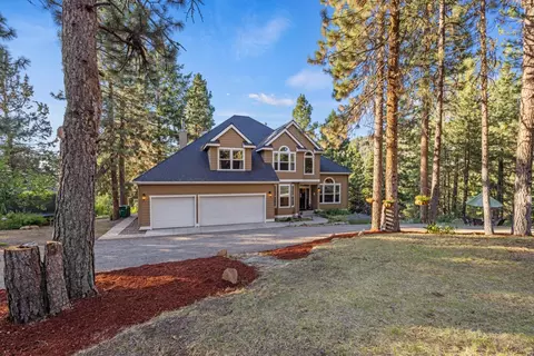 3467 Cougar Butte Ln, Klamath Falls, OR 97601