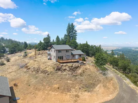 1486 Craiglea Dr, Eagle Point, OR 97524 photo 8