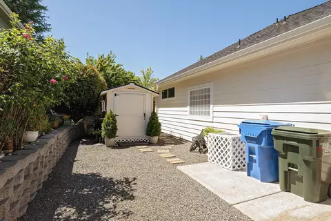 1134 Arrowhead Trl, Eagle Point, OR 97524 photo 26