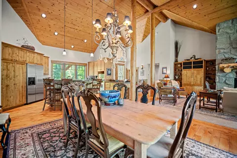 56770 Nest Pine Dr, Bend, OR 97707 photo 11