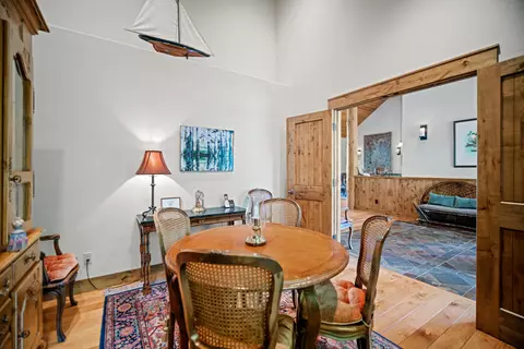 56770 Nest Pine Dr, Bend, OR 97707 photo 14