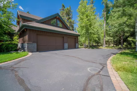56770 Nest Pine Dr, Bend, OR 97707 photo 36