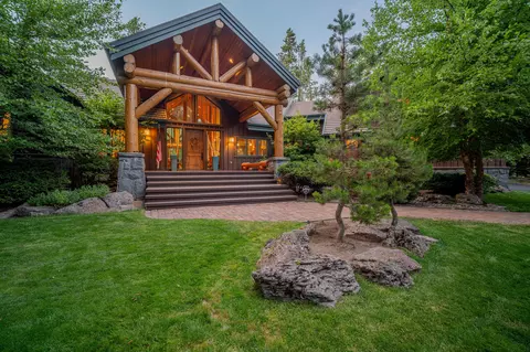 56770 Nest Pine Dr, Bend, OR 97707 photo 1