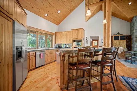 56770 Nest Pine Dr, Bend, OR 97707 photo 8