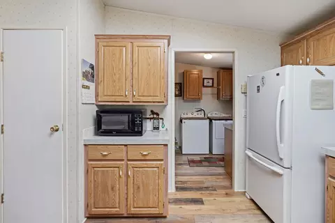 15431 Emerald Dr, La Pine, OR 97739 photo 11