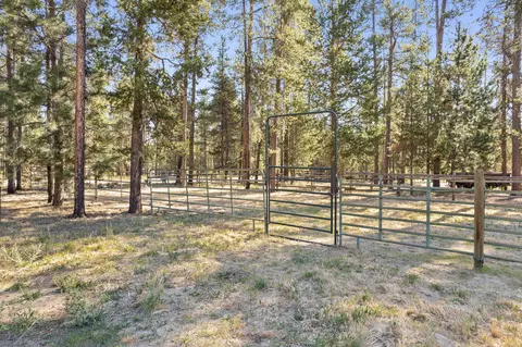 15431 Emerald Dr, La Pine, OR 97739 photo 24