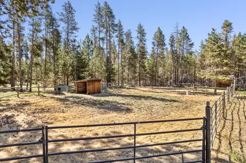 15431 Emerald Dr, La Pine, OR 97739 photo 26