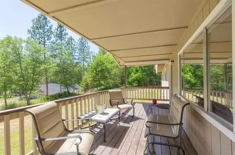 1436 Marcy Loop Rd, Grants Pass, OR 97527 photo 4