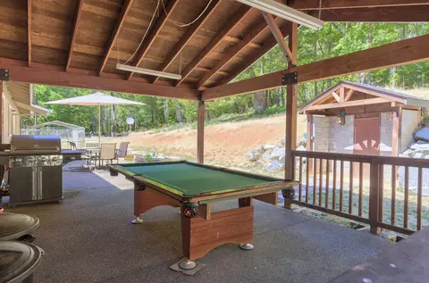 1436 Marcy Loop Rd, Grants Pass, OR 97527 photo 2