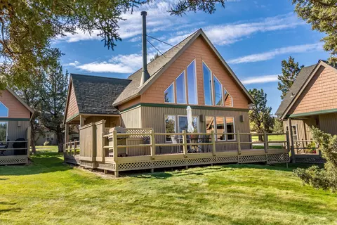 1540 Cinnamon Teal Dr #EC3H, Redmond, OR 97756