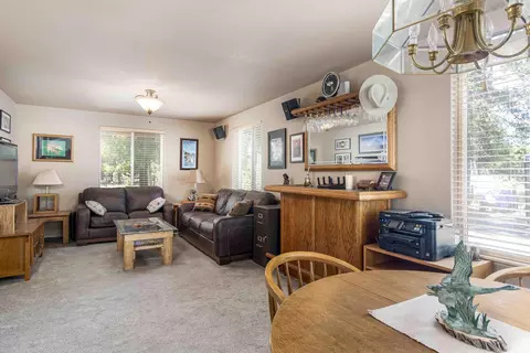 52117 Pine Forest Dr, La Pine, OR 97739 photo 15