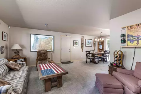 52117 Pine Forest Dr, La Pine, OR 97739 photo 11