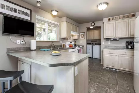 52117 Pine Forest Dr, La Pine, OR 97739 photo 5