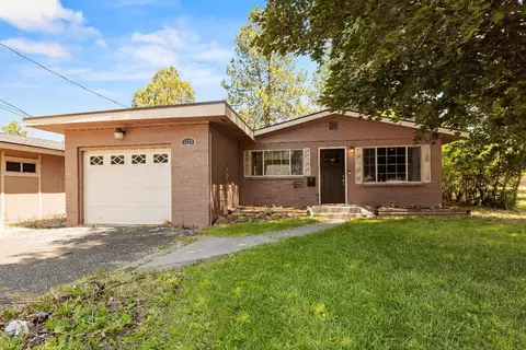 1821 Worden Ave, Klamath Falls, OR 97601