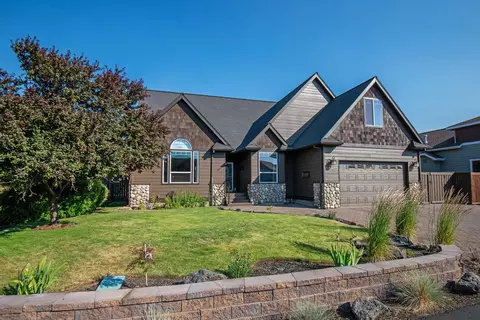 61142 Hilmer Creek Dr, Bend, OR 97702