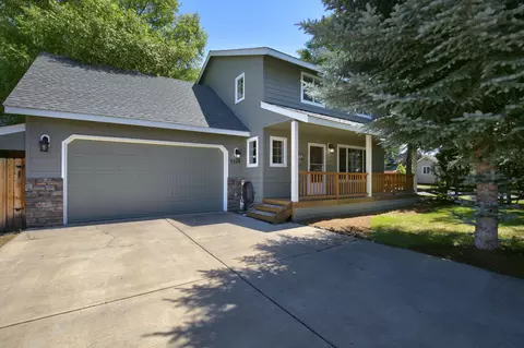 3208 NE Stonebrook Dr, Bend, OR 97701