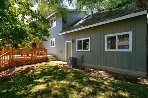 3208 NE Stonebrook Dr, Bend, OR 97701 photo 4