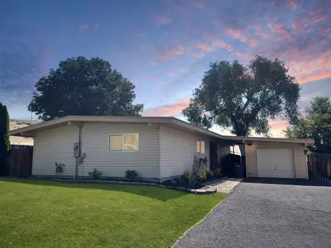 10245 Mcguire Ave, Klamath Falls, OR 97603