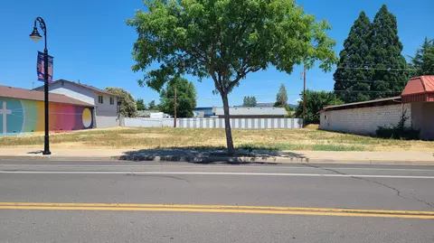 0 Main St #3500, Eagle Point, OR 97524