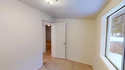 51917 Read Loop, La Pine, OR 97739 photo 12