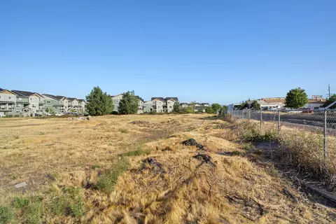 320 N Haskell St, Central Point, OR 97502 photo 17
