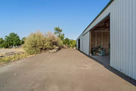 320 N Haskell St, Central Point, OR 97502 photo 14