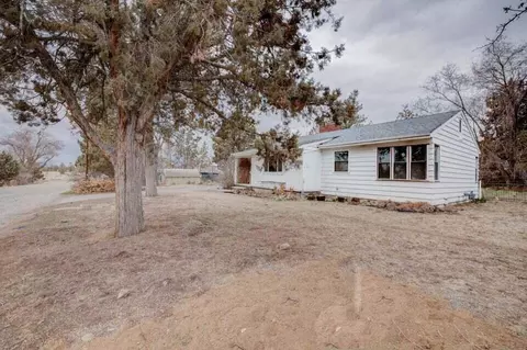 800 NW 2nd St, Madras, OR 97741